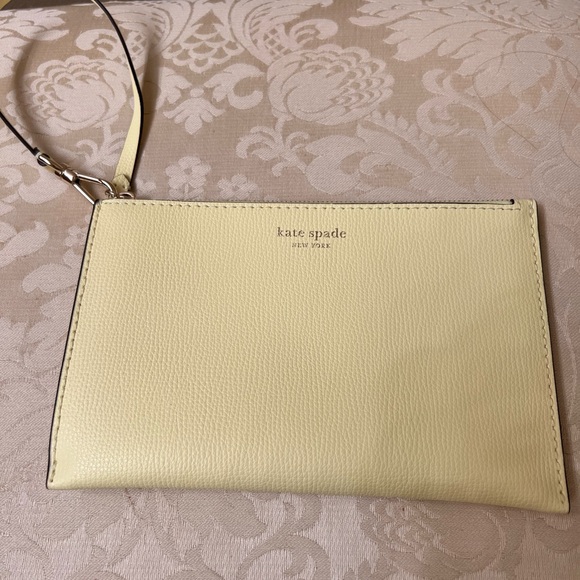 kate spade Handbags - Kate Spade Large Wristlet New